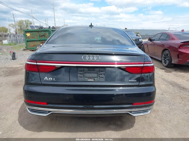Audi A8 55