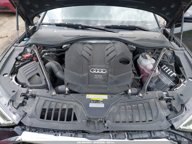 Audi A8 55