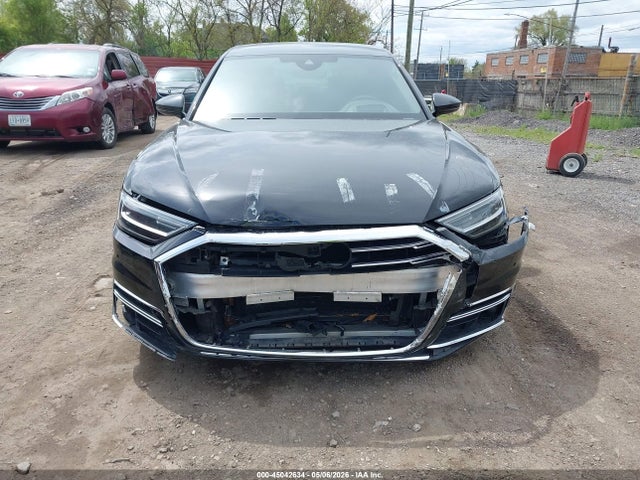 Audi A8 55