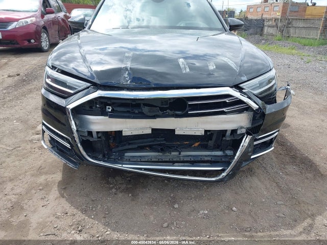 Audi A8 55