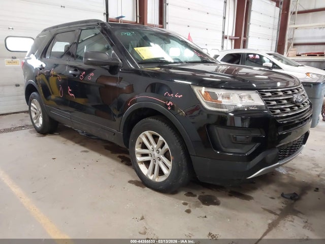 Salvage Ford Explorer Image
