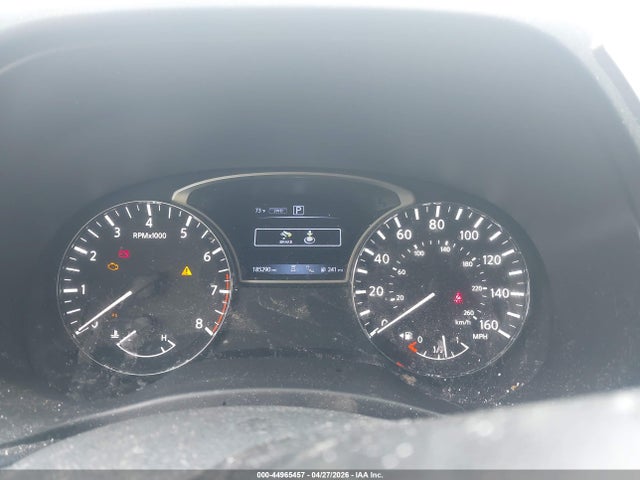 Nissan Pathfinder Sv 4wd