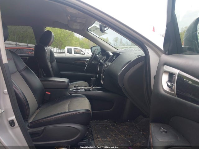 Nissan Pathfinder Sv 4wd