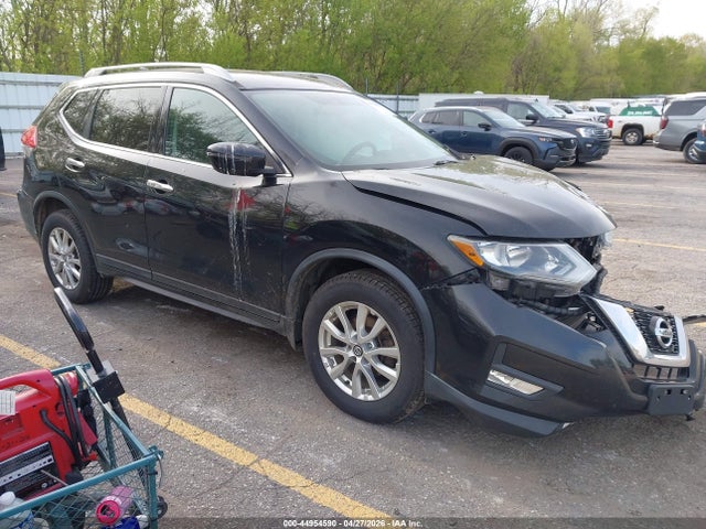 Salvage Nissan Rogue Image