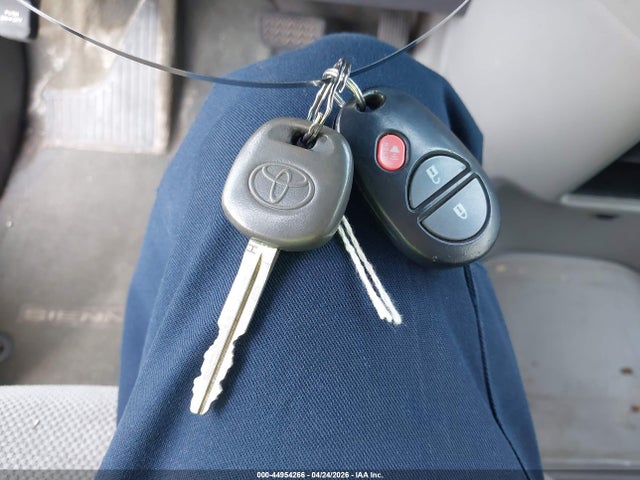 Toyota Sienna L 7 Passenger