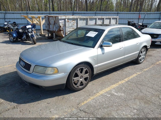 Audi S8 4.2