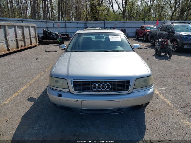 Audi S8 4.2