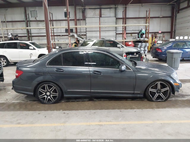 Mercedes-Benz C-Class Sport 4matic