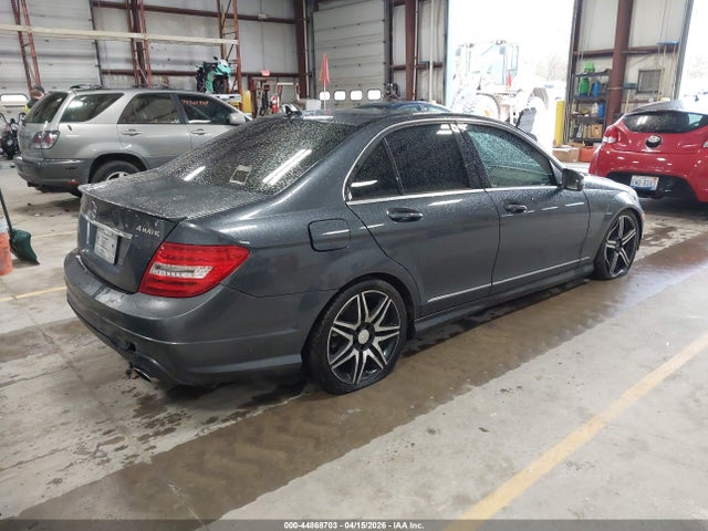 Mercedes-Benz C-Class Sport 4matic