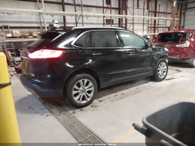 Ford Edge Titanium