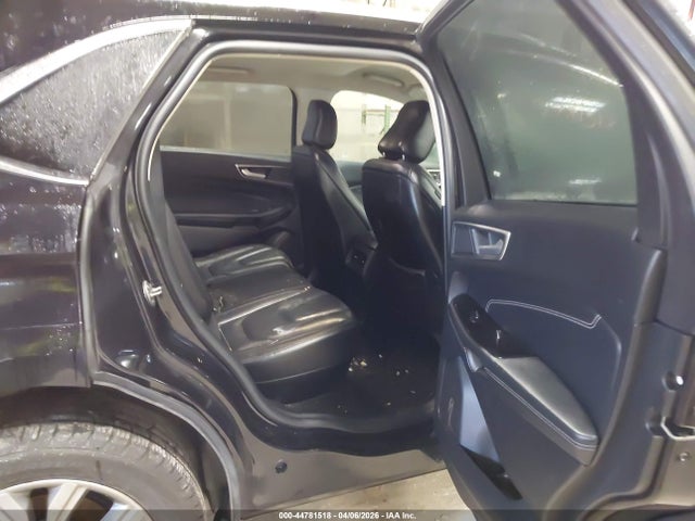 Ford Edge Titanium