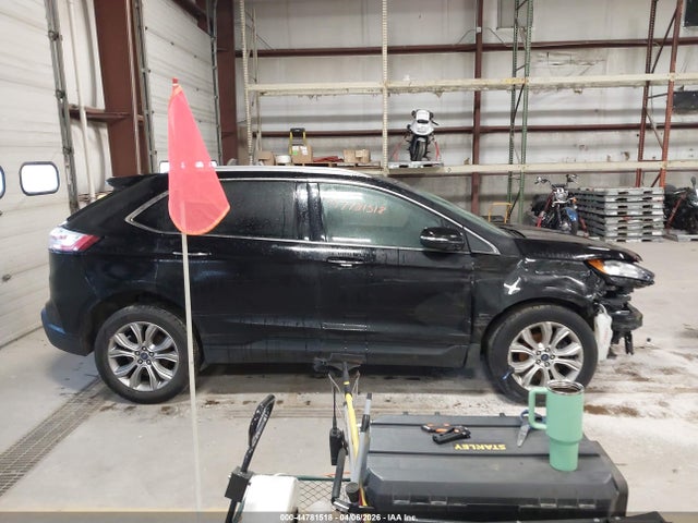 Ford Edge Titanium