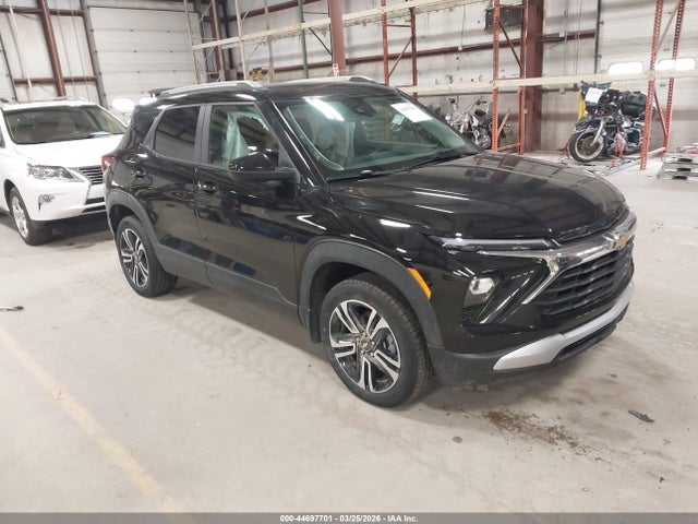 Salvage Chevrolet Trailblazer Image