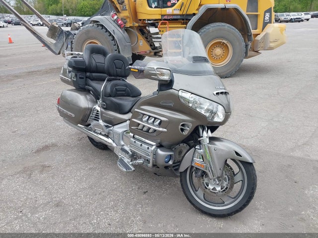 Salvage Honda Gl1800 Image