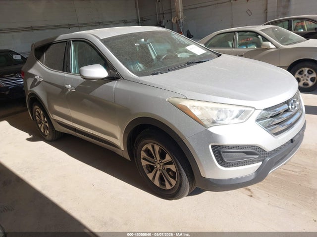 Salvage Hyundai SANTA FE Image