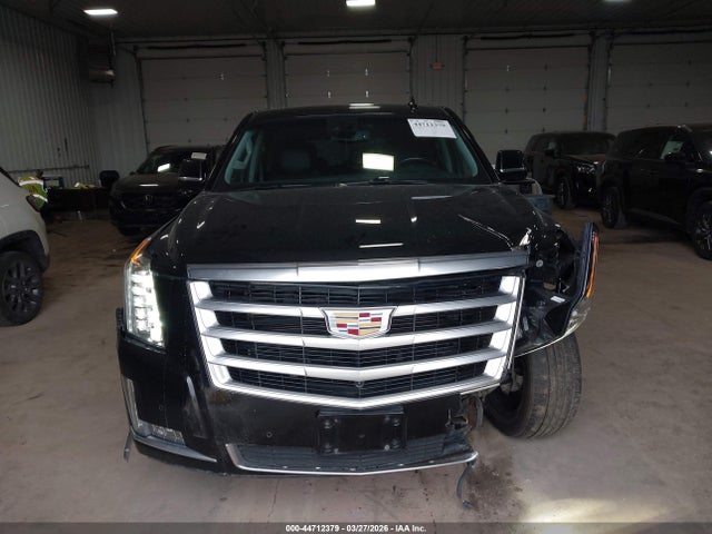Cadillac Escalade Luxury Collection