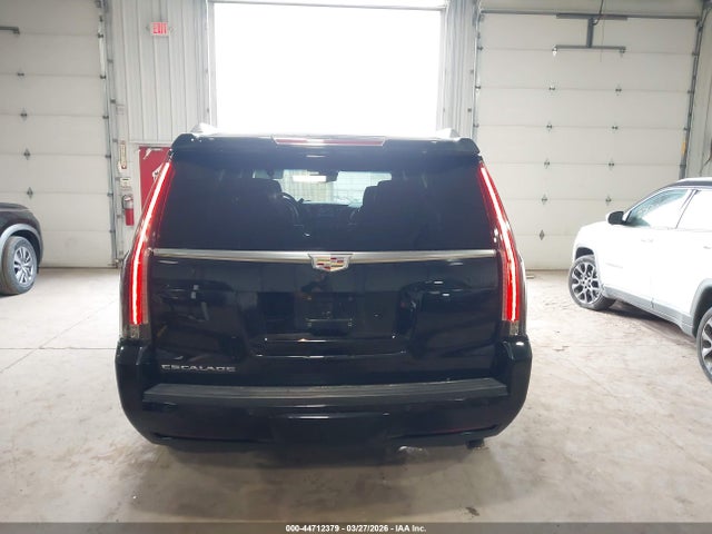 Cadillac Escalade Luxury Collection