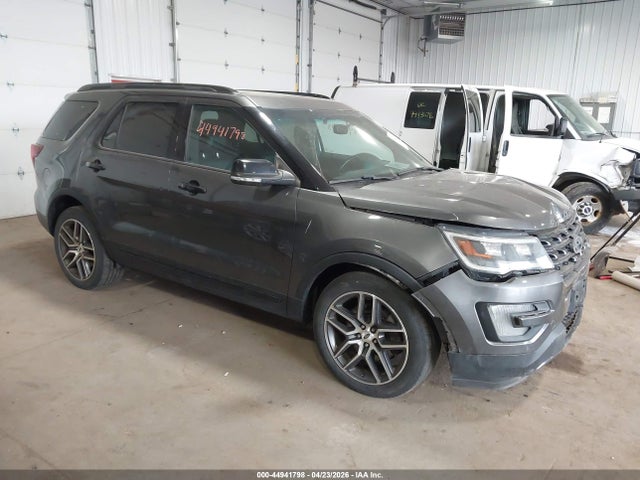 Salvage Ford Explorer Image