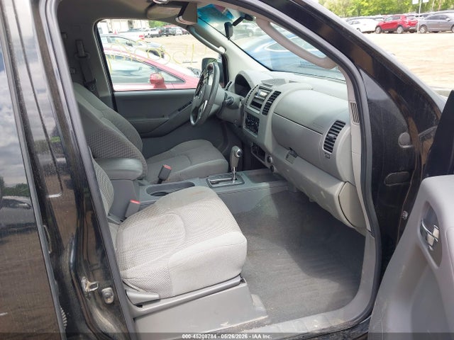 Nissan Frontier Se