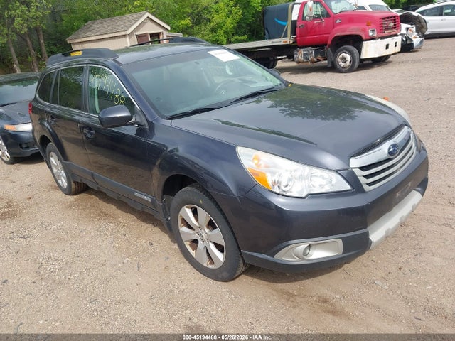 Salvage Subaru Outback Image