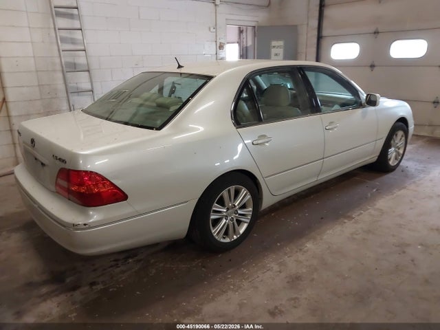 Lexus LS