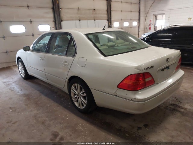 Lexus LS