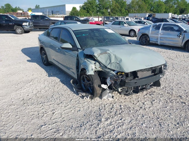 Salvage Kia K4 Image
