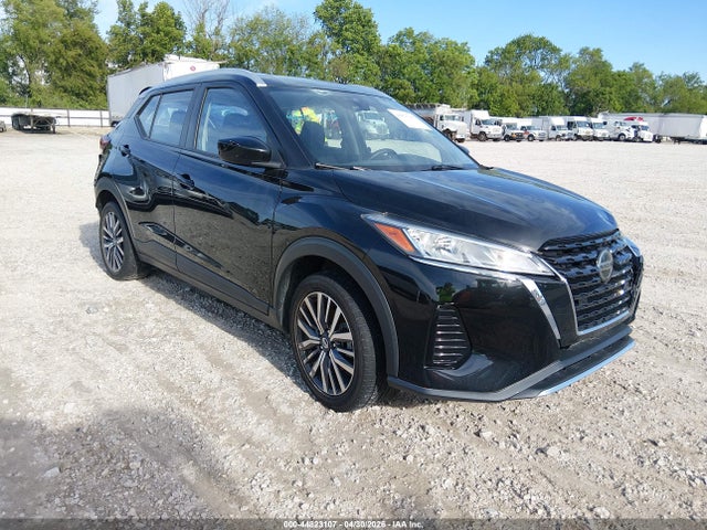 Salvage Nissan Kicks Image