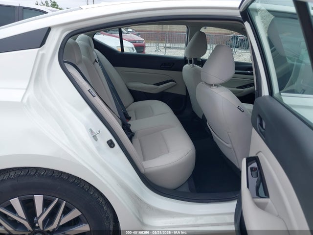 Nissan Altima Sv Fwd