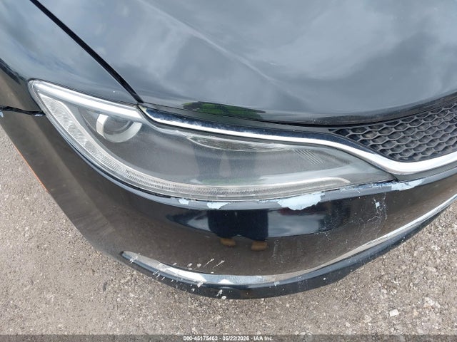 Chrysler 200 C
