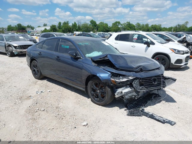 Salvage Honda Accord Image