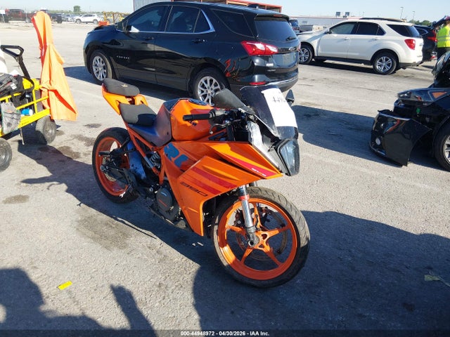 Salvage KTM 390 Image