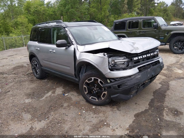 Salvage Ford Bronco Image