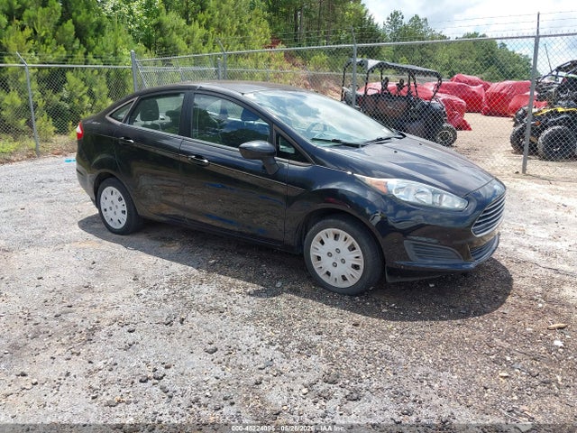 Salvage Ford Fiesta Image