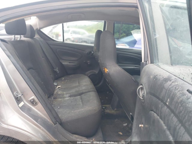 Nissan Versa 1.6 S+