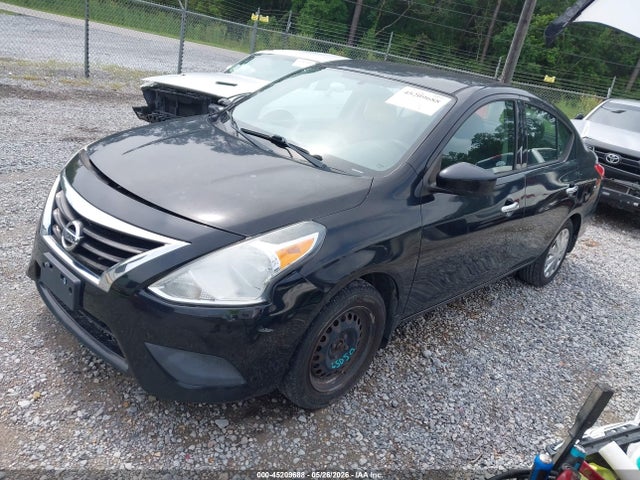 Nissan Versa 1.6 Sv