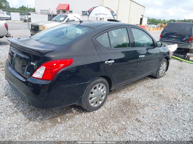 Nissan Versa 1.6 Sv