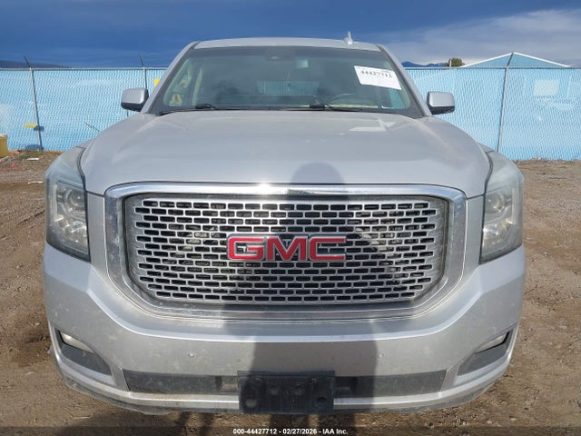 GMC Yukon Denali