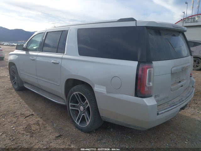 GMC Yukon Denali