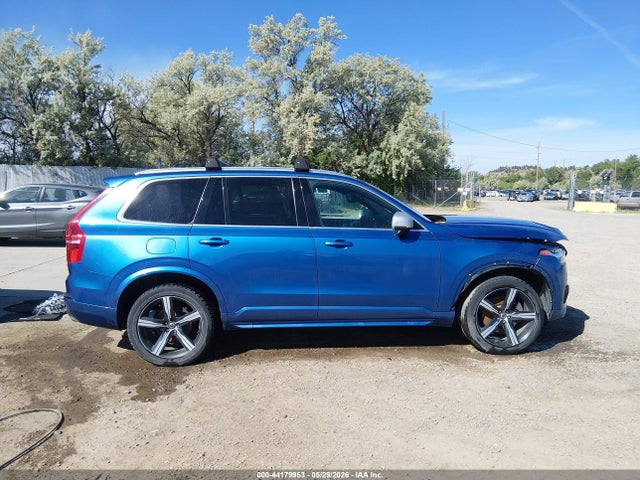 Volvo XC90 T6 R-design