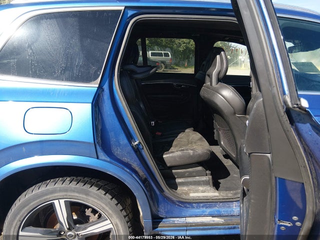 Volvo XC90 T6 R-design