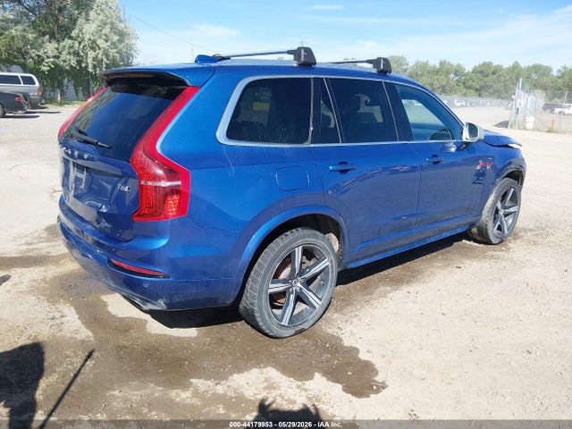 Volvo XC90 T6 R-design