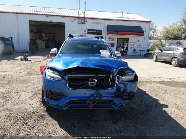 Volvo XC90 T6 R-design