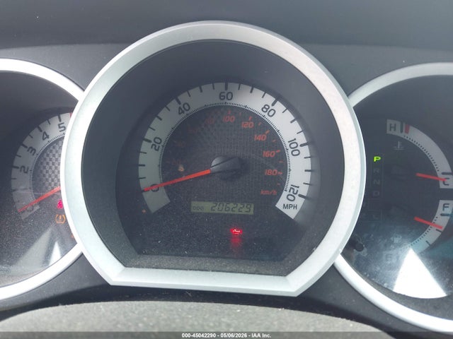 Toyota Tacoma Base V6