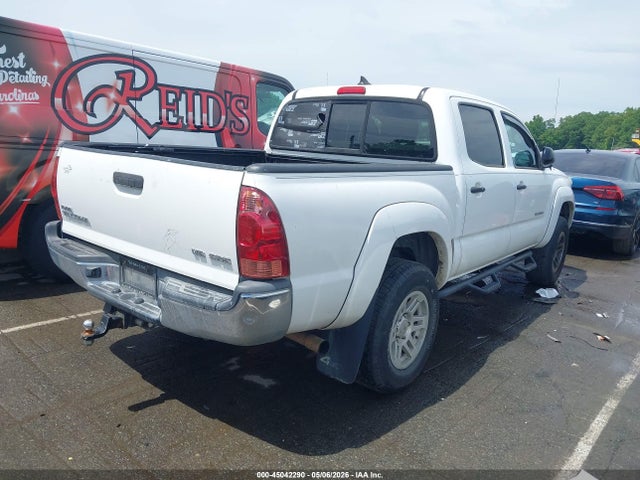 Toyota Tacoma Base V6