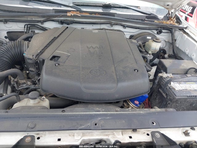 Toyota Tacoma Base V6