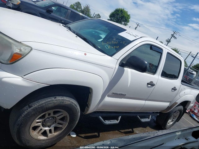 Toyota Tacoma Base V6