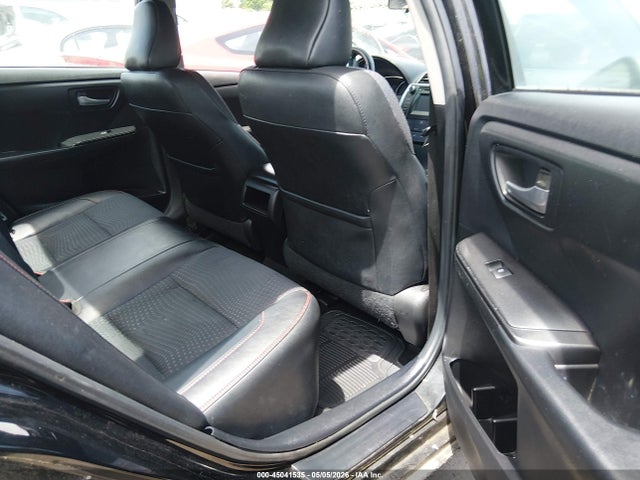 Toyota Camry Se