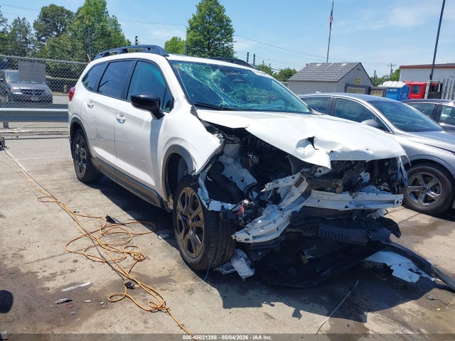 Salvage Subaru Ascent Image