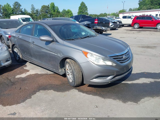 Salvage Hyundai SONATA Image